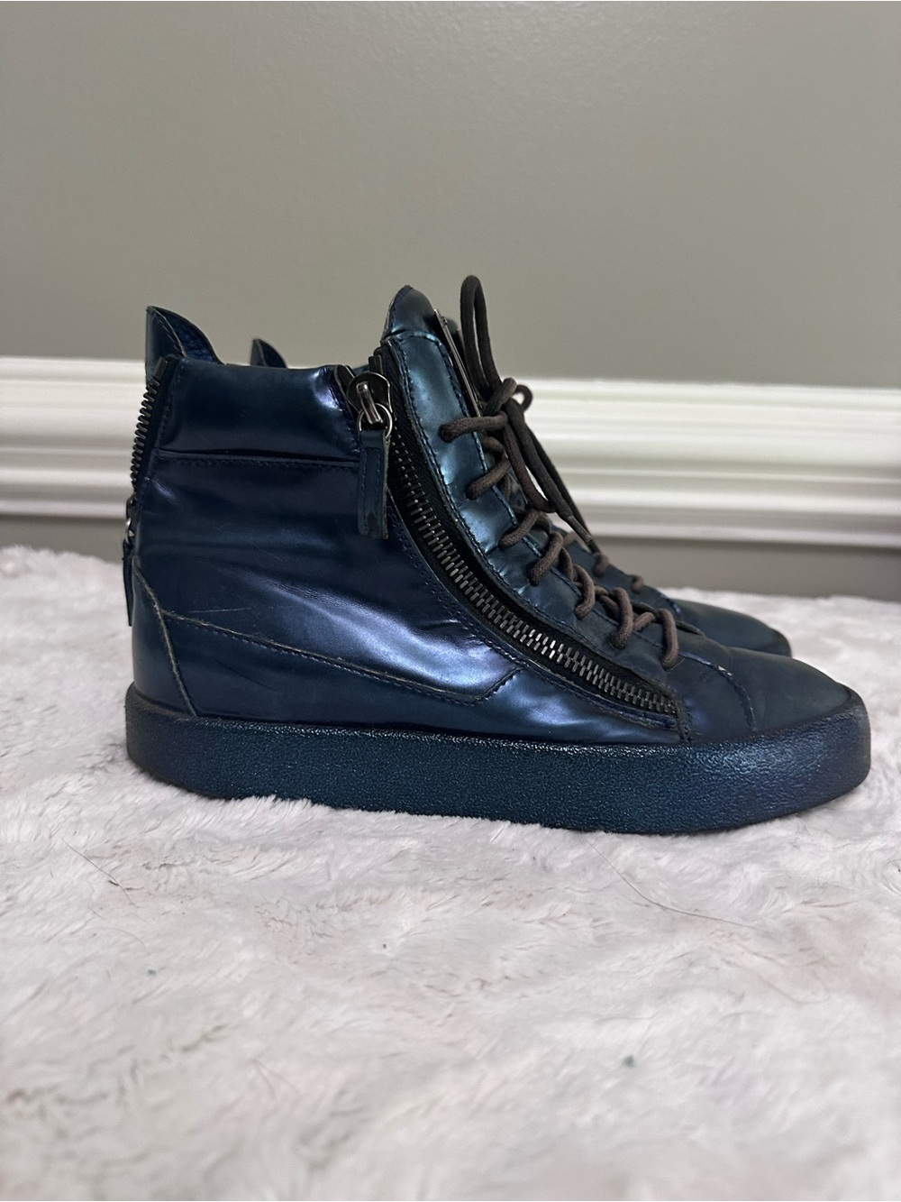 Giuseppe Zanotti patent leather blue high top shoes Sz 40